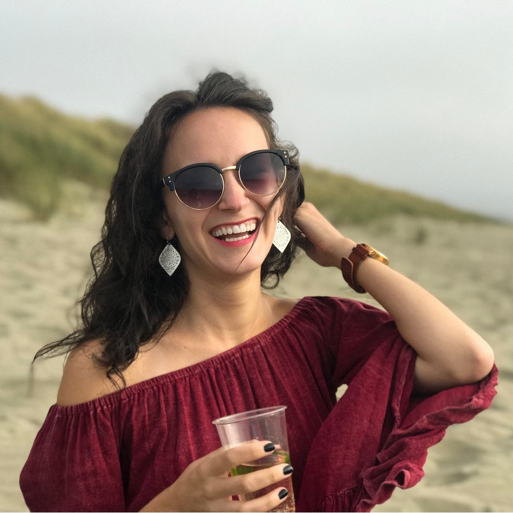 Meet your Posher, Danielle